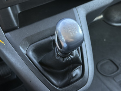 Citroën Jumpy 2.0 BlueHDI 123 PK SPORT/ DUBBELE CABINE / L3H1 / 6-PERSOONS / 1e EIG. / CRUISE / PDC / BLINDSPOT 19