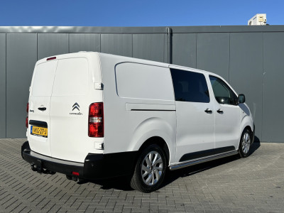 Citroën Jumpy 2.0 BlueHDI 180 PK / AUTOMAAT / L3H1 / DUBBEL CABINE / 2x SCHUIFDEUR / TREKHAAK / CAMERA / BLIND SPOT / ECC / CRUISE / 6 PERSOONS foto 4