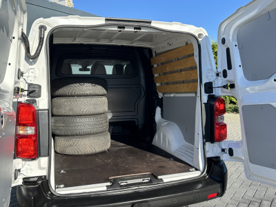Citroën Jumpy 2.0 BlueHDI 180 PK / AUTOMAAT / L3H1 / DUBBEL CABINE / 2x SCHUIFDEUR / TREKHAAK / CAMERA / BLIND SPOT / ECC / CRUISE / 6 PERSOONS foto 9
