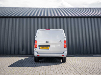 Citroën Jumpy 2.0 BlueHDi 120PK | Nieuwstaat | 3-Zits | Camera | Carplay | Cruise | PDC | Airco foto 8