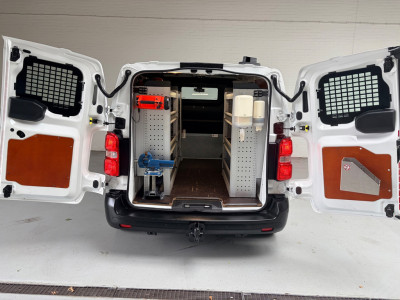 Citroën Jumpy Servicewagen 1.5 BlueHDI 100 XL Club euro6 L2H1 V230 omvormer BOTT inrichting Trekhaak 2000KG, RIJKLAARPRIJS! foto 2