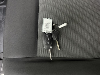 Citroën Spacetourer 1.5 BlueHDi 120PK Lang 9-Persoons Business Incl BTW/BPM | 2xSchuifdeur | Personenbus | Kombi | Navigatie | Airco | Cruise | Trekhaak foto 5