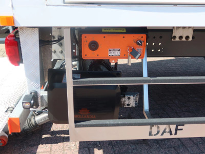 DAF CF 300 Bak+Klep 2.000 kg 17