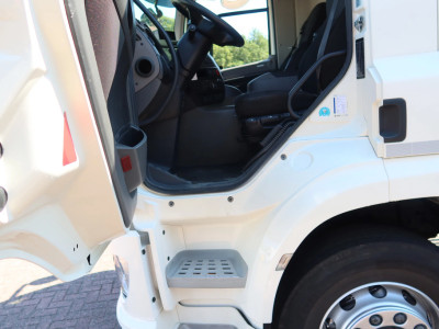 DAF CF 320 FA Bakwagen + Dhollandia 2000 kg klep 11