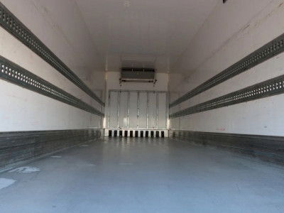 DAF CF 320 Koel/Vries + klep foto 4