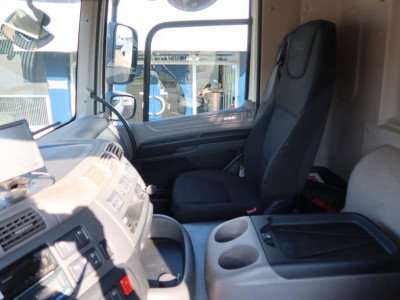 DAF CF 320 Koel/Vries + klep foto 5