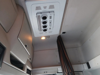 DAF CF 410 Bak +Dhollandia 2000 kg klep. Black Edition foto 16