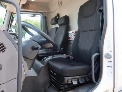DAF LF 210 FA Bakwagen + klep 1000 kg + Ringfeder!! 5
