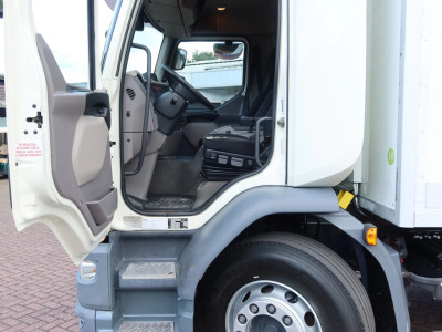 DAF LF 290 Koel/Vries Carrier + B.A.R. 2.000 kg Klep foto 8