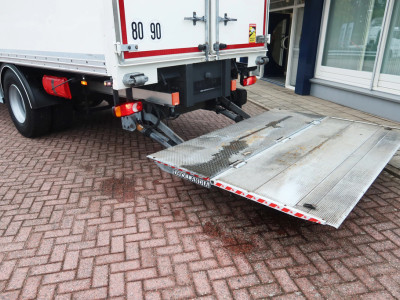 DAF LF 320 LA Bakwagen + DHollandia foto 14
