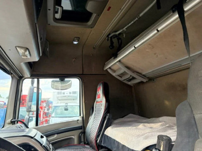 DAF XF 105.460 SPACECAB 4x2 (EURO 5 / AS-TRONIC / ZF-INTARDER / 870+430 LITER DIESELTANK / COMPLETE SPOILERSET ON CABIN / FRIDGE UNDER BED / ETC.) foto 13