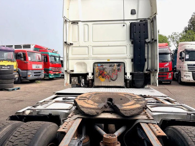 DAF XF 105.460 SUPERSPACECAB (EURO 5 / ZF16 MANUAL GEARBOX / MX-BRAKE / 2x DIESELTANK / FRIDGE UNDER BED / AIRCONDITIONING) foto 6