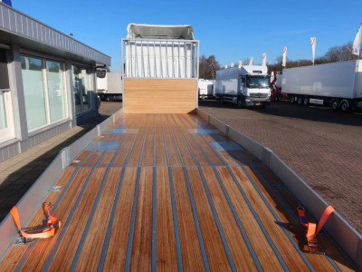 DAF XF 450 6x2 Oprijwagen vloerhoogte 100 cm + 2x  bed + lift as foto 13