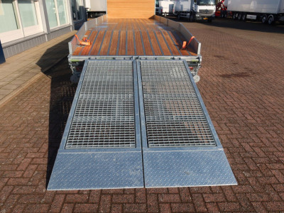 DAF XF 450 6x2 Oprijwagen vloerhoogte 100 cm + 2x  bed + lift as foto 4