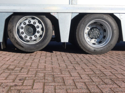 DAF XF 450 6x2 Oprijwagen vloerhoogte 100 cm + 2x  bed + lift as foto 9