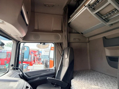 DAF XF 460 SUPERSPACECAB 4x2 (EURO 6 / AS-TRONIC / MX-BRAKE / DIESEL-WATER FILTER / 850+430 LITER DIESELTANK / FRIDGE / ETC.) foto 13