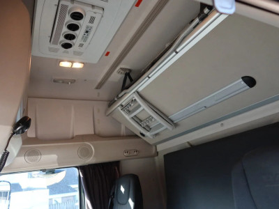 DAF XF 480 6X2 schuifzeil + schuifdak, Voorbereiding les auto 15
