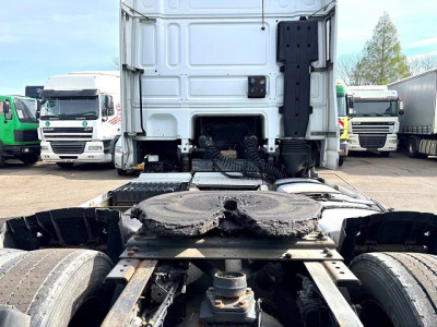 DAF XF 95.430 SPACECAB (EURO 4 / AS-TRONIC / FULL SPOILERSET / SIDE SKIRTS / AIRCONDITIONING) foto 6