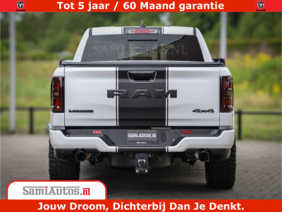 Dodge RAM 1500 Laramie Night | 420Pk 636 Nn | Extra Groot Scherm + Passagiers Scherm | Comfortabele Dubbele Cabine met Royale 5 Zitplaatsen | Nu Leverbaar uit Voorraad | Voorraad Nr 2223 - 5047 foto 13