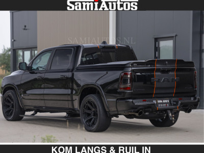 Dodge RAM BEAST | LIMITED 5.7 V8 HEMI | HUD | STRIPING | BREDE WIELEN | BLACK ON BLACK | LUCHTVERING | BOM VOL | DC | CREW CAB DUBBELE CABINE | 5 PERSOONS | GRIJSKENTEKEN | foto 10