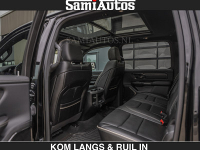 Dodge RAM BEAST | LIMITED 5.7 V8 HEMI | HUD | STRIPING | BREDE WIELEN | BLACK ON BLACK | LUCHTVERING | BOM VOL | DC | CREW CAB DUBBELE CABINE | 5 PERSOONS | GRIJSKENTEKEN | foto 13