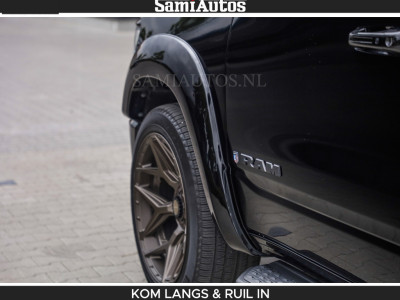 Dodge RAM DE DONDER | 5.7 V8 HEMI | BRONZE BREDE WIELEN | WIDE BODY | OPEN UITLAAT KLEP | ZEER DIK | DUBBELE CABINE | DC | 5 PERSOONS | GRIJS KENETEKEN | BJ 2023 44000KM | FULL LED VERLICHTING | MEGA DIK | foto 13