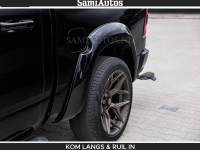 Dodge RAM DE DONDER | 5.7 V8 HEMI | BRONZE BREDE WIELEN | WIDE BODY | OPEN UITLAAT KLEP | ZEER DIK | DUBBELE CABINE | DC | 5 PERSOONS | GRIJS KENETEKEN | BJ 2023 44000KM | FULL LED VERLICHTING | MEGA DIK | foto 18