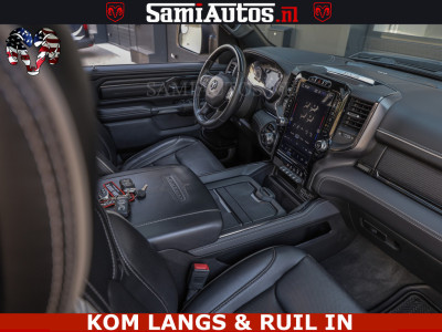 Dodge RAM LIMITED NIGHT 5.7 V8 402PK | HUD | 4PL WHEELS | LUCHTVERING |OPEN UILAAT KLEP | BOM VOL | GRANITE CRYSTAL | DC | CREW CAB | DUBBELE CABINE | 5 PERSOONS GRIJSKENTEKEN | EERSTE EIGENAAR | TOP STAAT 44000 KM | 7