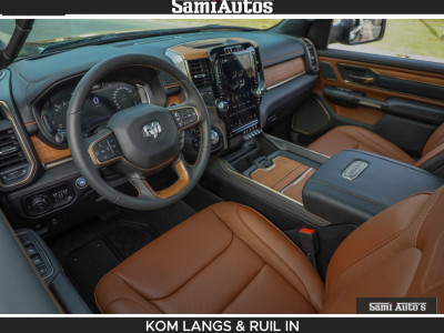 Dodge RAM LONGHORN BRUIN LEDER 5,7L V8 HEMI | VIRTUAL |  HEAD UP | PANODAK | LUCHTVERING | BOM VOL | DC |  402 PK | CREW CAB | DUBBELE CABINE | 4X4 | 5 PERSOONS | GRIJSKENTEKEN | LIMITED foto 3
