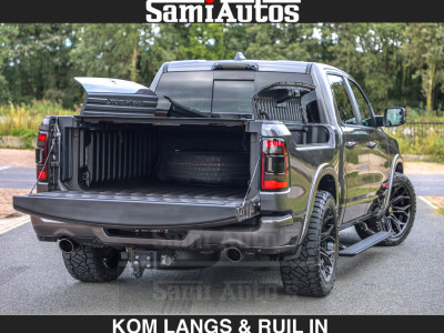 Dodge RAM MARGE + INCL BPM | LIMITED RED LINE  5.7 V8 HEMI | VIRTUAL | HUD | BOM EN BOM VOL | LUCHTVERING | 4X4 | CREWCAB DC | 5 PERSOONS BEDRIJFSAUTO | DUBBELE CABINE | LET OP: MARGE BTW VRIJ EN BPM IS BETAALD ! foto 2