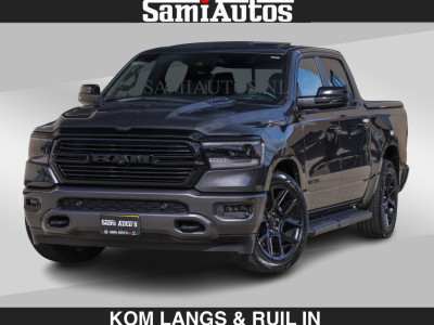 Dodge RAM SPORT | MEEST VOLLE RAM | 5.7 V8 HEMI | LUCHTVERING | HUD | MWK | PANO | VOL DIGI SCHERMEN | NIGHT EDITION | DUBBELE CABINE | 5 PERSOONS | DC | CREW CAB | TOP STAAT | KLEUR: GRANITE NIGHT EDITION GEWELDIGE KLEUR |