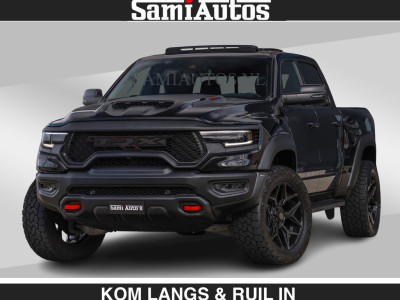 Dodge RAM TRX HELLCAT | 6.2 V8 712PK SUPERCHARGER | EUR 129.50 excl | RODE STIKSELS | FULLY LOADED | CARBON | CREW CAB | DUBBELE CABINE | 5 PERSOONS | De specialist in Amerikaanse pickâups in Nederland en Europa.
