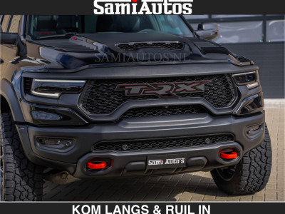 Dodge RAM TRX HELLCAT | 6.2 V8 712PK SUPERCHARGER | EUR 129.50 excl | RODE STIKSELS | FULLY LOADED | CARBON | CREW CAB | DUBBELE CABINE | 5 PERSOONS | De specialist in Amerikaanse pickâups in Nederland en Europa. foto 18