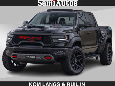 Dodge RAM TRX HELLCAT | 6.2 V8 712PK SUPERCHARGER | RODE STIKSELS | FULLY LOADED | CARBON | CREW CAB | DUBBELE CABINE | 5 PERSOONS | De specialist in Amerikaanse pickâups in Nederland en Europa.
