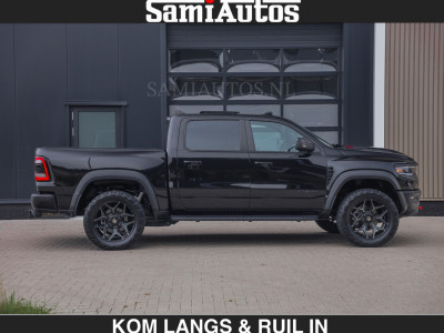 Dodge RAM TRX HELLCAT | 6.2 V8 712PK SUPERCHARGER | RODE STIKSELS | FULLY LOADED | CARBON | CREW CAB | DUBBELE CABINE | 5 PERSOONS | De specialist in Amerikaanse pickâups in Nederland en Europa. foto 16
