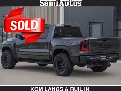 Dodge RAM TRX HELLCAT 712 PK 6.2 V8 | BLACK EDITION | BOM VOL | GRANITE MET ZWART LEDER RODE STIKSELS | CREW CAB DUBBELE CABINE DC | 5 PERSOONS GRIJS KENTEKEN | foto 10