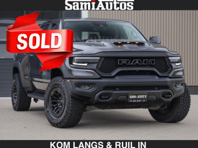 Dodge RAM TRX HELLCAT 712 PK 6.2 V8 | BLACK EDITION | BOM VOL | GRANITE MET ZWART LEDER RODE STIKSELS | CREW CAB DUBBELE CABINE DC | 5 PERSOONS GRIJS KENTEKEN | foto 17