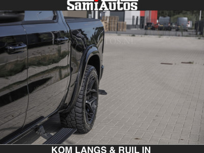 Dodge RAM WIDE BODY | BLACK ON BLACK | PREMIUM EDITION | HUD | LUCHTVERING | PANO DAK | PASSAGIERS DISPLAY | BREDE WIELEN | CREW CAB | DUBBELE CABINE | 5 PERSOONS | DC | HULK PACK | BOM VOL | foto 10