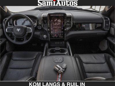 Dodge RAM WIDE BODY | BLACK ON BLACK | PREMIUM EDITION | HUD | LUCHTVERING | PANO DAK | PASSAGIERS DISPLAY | BREDE WIELEN | CREW CAB | DUBBELE CABINE | 5 PERSOONS | DC | HULK PACK | BOM VOL | foto 3