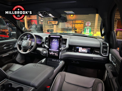 Dodge RAM 1500 3.0 Hurricane Laramie Night, BPM VRIJ, bomvol, luchtvering, passenger display, panoramadak! foto 14