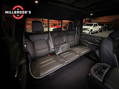 Dodge RAM 1500 3.0 Hurricane Laramie Night, BPM VRIJ, bomvol, luchtvering, passenger display, panoramadak! foto 16