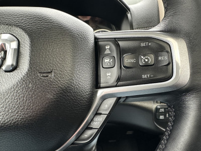 Dodge RAM 1500 5.7 V8 LARAMIE / LPG / TREKHAAK 3.5T / ADAPTIVE CRUISE / LUCHTVERING /  CAMERA / PANO / 12 INCH SCREEN / DELMONICO RED foto 18