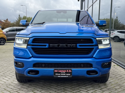 Dodge RAM 1500 5.7 V8 Laramie Night | 12 inch Uconnect | Trekhaak | LPG | Eerste eigenaar foto 4