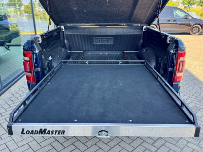 Dodge RAM 1500 5.7 V8 Laramie Sport | LPG | 45.258 km | Bedslide | Alpine | Apple Carplay | Trekhaak foto 7