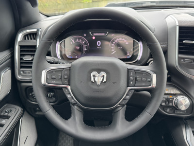Dodge RAM 1500 Laramie Night Premium Hurricane | 3 jaar garantie | Pano | Harman Kardon | 22 | Spatbordverbreders foto 7