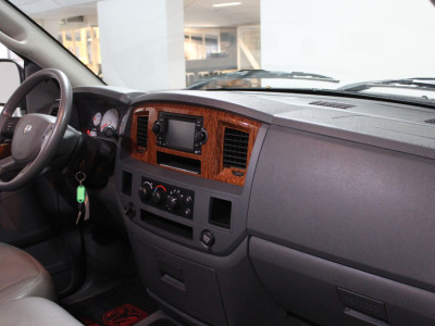 Dodge Ram 1500 4.7 V8 SLT 6 persoons | LPG G3 | Youngtimer foto 3