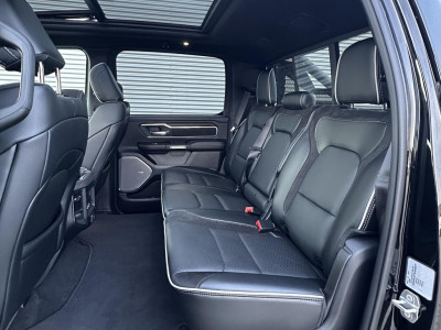Dodge Ram 1500 3.0 V6 4x4 Crew Cab Laramie night AANBIEDING, eindejaarsaanbieding foto 7