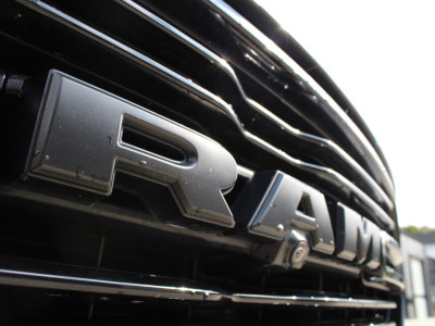 Dodge Ram 1500 5.7 Hemi V8 4x4 Crew Cab Laramie Night | 100% onderhouden | 1 eigenaar foto 17