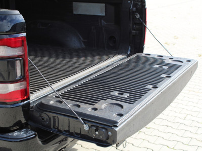 Dodge Ram 1500 5.7 Hemi V8 4x4 Crew Cab Laramie Night | 100% onderhouden | 1 eigenaar foto 20