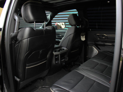 Dodge Ram 1500 5.7 V8 4x4 CREW CAB LIMITED 2020 100DKM / PANO-DAK / COMPLETE HISTORY / FULL OPTIONS / LUCHTVERING / GROOT NAVI foto 17